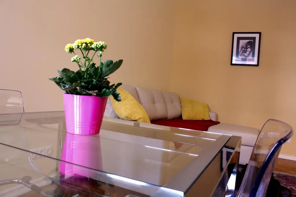 Luna Apartment Lisbon